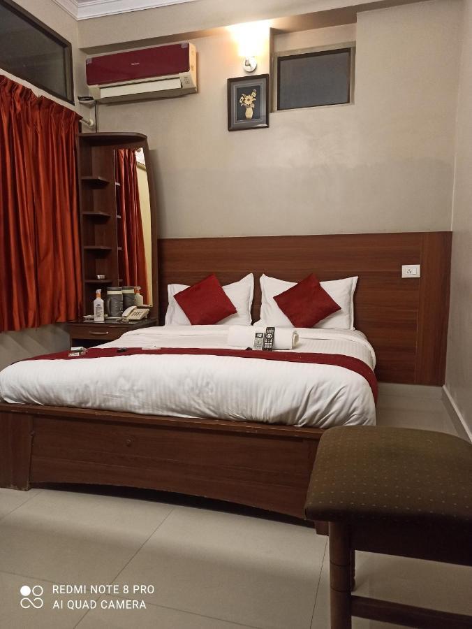 Hotel I-Way Residency Perungudi Ченнаї Екстер'єр фото